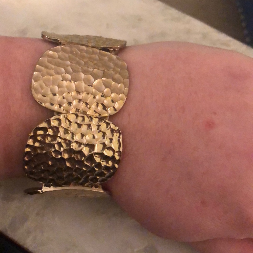 Gold chunky bracelet